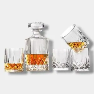 decantor whisky din cristal cu 4 pahare din cristal - cadouri barbati